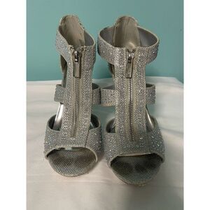 Silver‎ Slipper Sparkle Heels Front Zipper 7 Women's Reflective Heels S-340